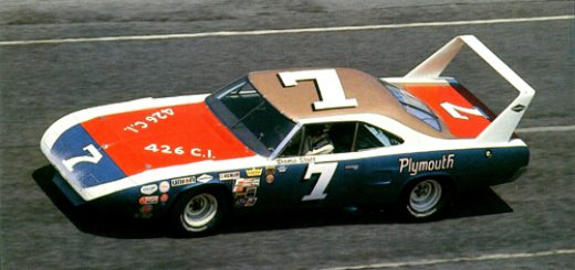 PLYMOUTH ROAD RUNNER SUPERBIRD 1970