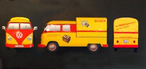 VW Bulli T1 Doka (DoppelKabine) 1965 Bosch Classic Vehicle - Paper Model 1/35 Scale